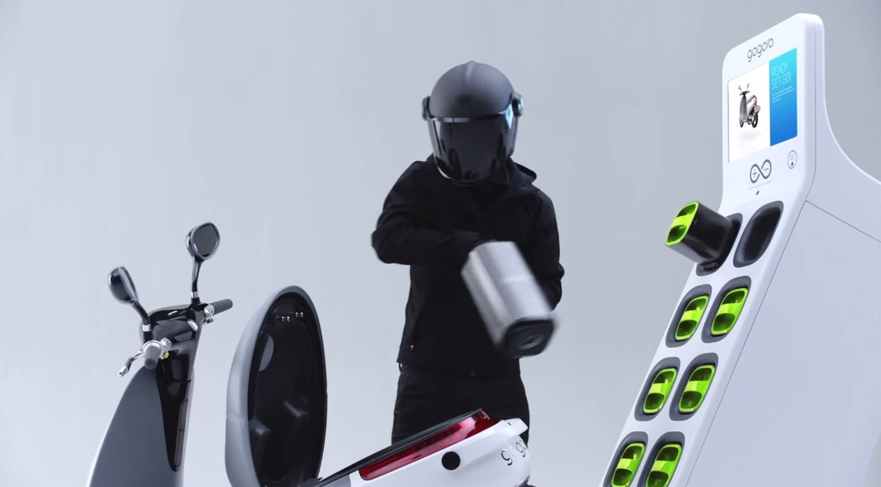 Hai chiến lược xe máy điện tại Việt Nam